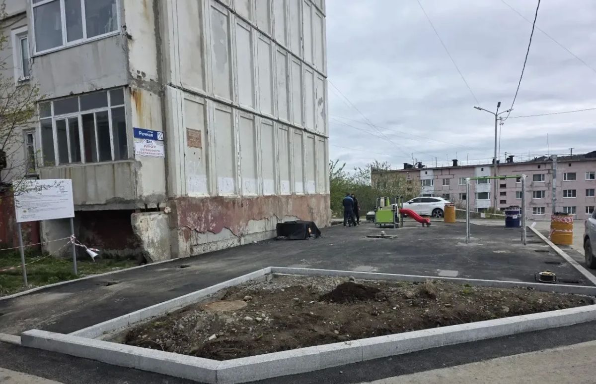 5 дворов Колымской столицы будут благоустроены в 2026 году в рамках программы «Дальневосточные дворы» 5 дворов Колымской столицы будут благоустроены в 2026 году в рамках программы «Дальневосточные дворы»