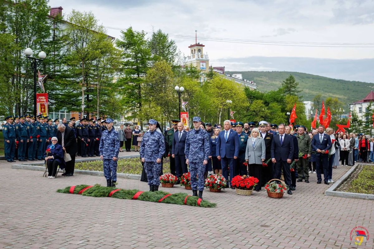 В День памяти и скорби в областном центре состоялась церемония, посвященная 85-й годовщине начала Великой Отечественной войны В День памяти и скорби в областном центре состоялась церемония, посвященная 85-й годовщине начала Великой Отечественной войны