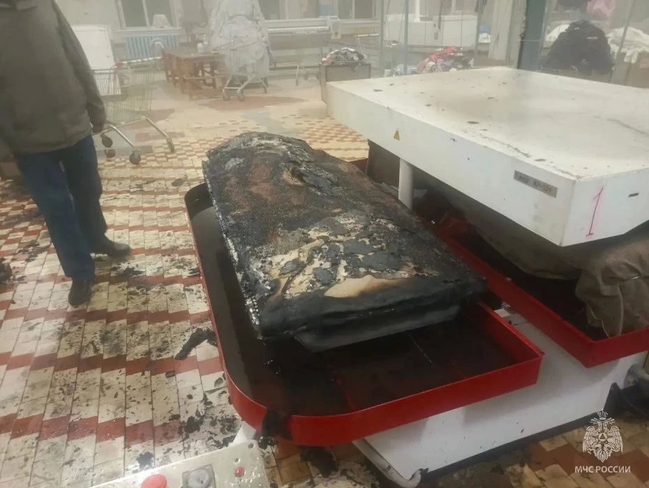 Пожар начался в прачечной из-за самовозгорания текстиля в Магадане Пожар начался в прачечной из-за самовозгорания текстиля в Магадане