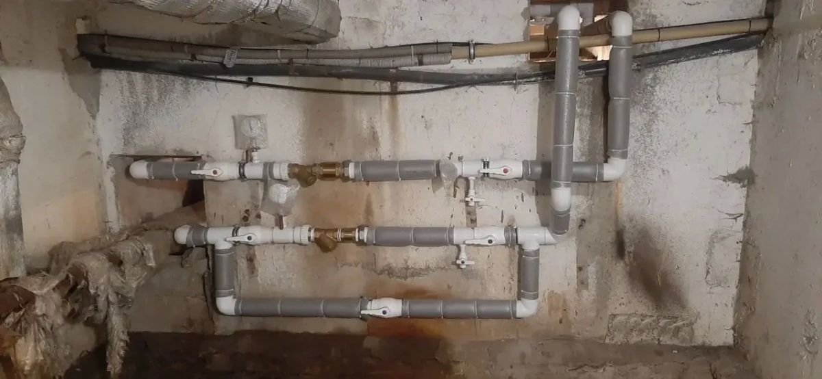 Сотрудники регионального минстроя приняли участие в комиссионной приемке работ по капитальному ремонту общедомового имущества жилого дома, расположенного в Магадане Сотрудники регионального минстроя приняли участие в комиссионной приемке работ по капитальному ремонту общедомового имущества жилого дома, расположенного в Магадане