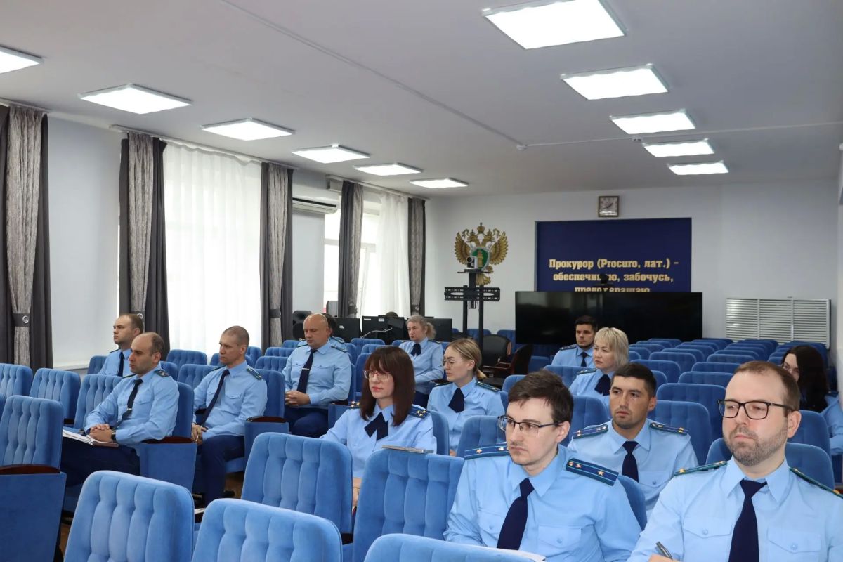 Сегодня, 8 июля под председательством прокурора региона Дмитрия Разуваева проведено заседание коллегии прокуратуры Магаданской области Сегодня, 8 июля под председательством прокурора региона Дмитрия Разуваева проведено заседание коллегии прокуратуры Магаданской области