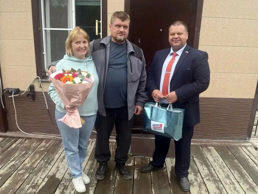 Сквозь годы вместе: на Колыме поздравляют семьи-юбиляры Сквозь годы вместе: на Колыме поздравляют семьи-юбиляры