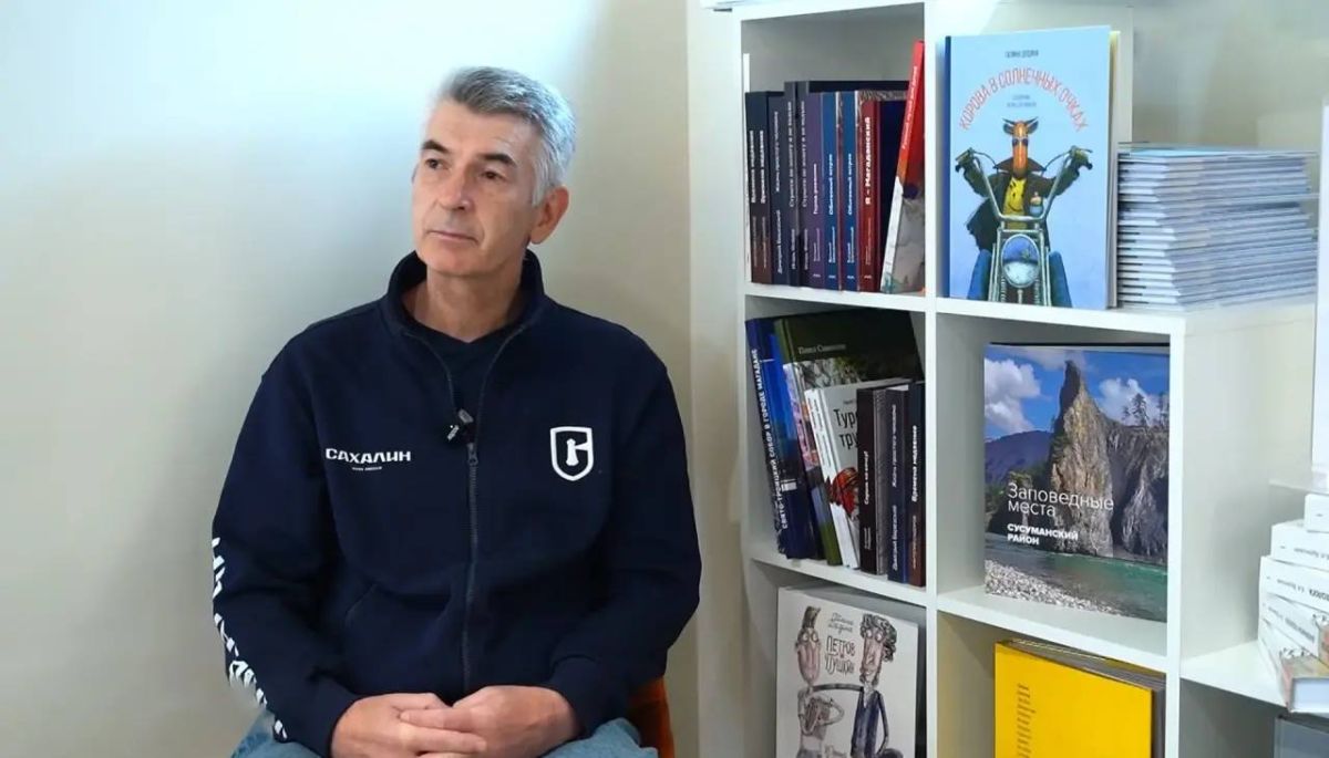 Известный российский писатель и сценарист Андрей Рубанов, автор романа «Сажайте и вырастет!», по которому снят фильм «Коммерсант», впервые побывал на Колыме