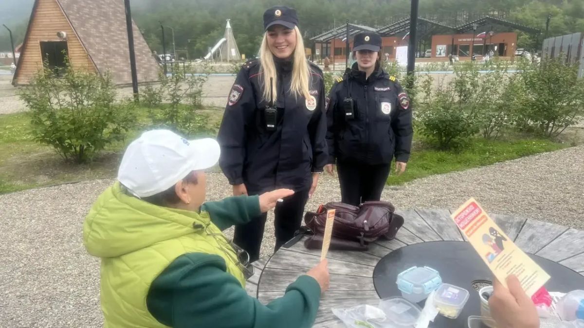 Полицейские в Магадане обеспечили правопорядок во время фестиваля «Добрый фест» Полицейские в Магадане обеспечили правопорядок во время фестиваля «Добрый фест»