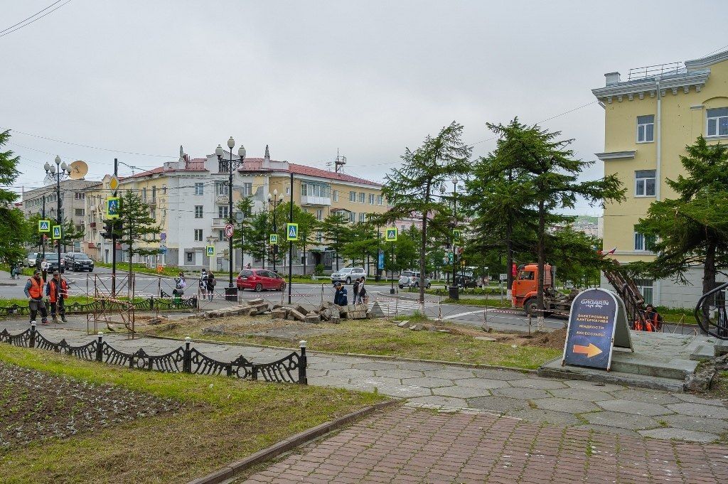 По поручению мэра Магадана Ларисы Поликановой в самом центре колымской столицы идет обновление системы самотечной бытовой канализации По поручению мэра Магадана Ларисы Поликановой в самом центре колымской столицы идет обновление системы самотечной бытовой канализации