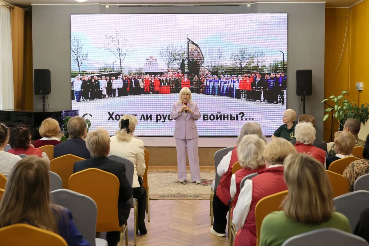 В Магадане состоялась премьера патриотического ролика «Хотят ли русские войны?» В Магадане состоялась премьера патриотического ролика «Хотят ли русские войны?»