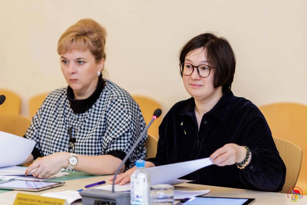 Комитет Магаданской областной Думы по экономическому развитию, бюджету и налогам поддержал внесение поправок в действующий бюджет территории: доходы и расходы на 2026 год предлагается увеличить на 7,9 млрд рублей Комитет Магаданской областной Думы по экономическому развитию, бюджету и налогам поддержал внесение поправок в действующий бюджет территории: доходы и расходы на 2026 год предлагается увеличить на 7,9 млрд рублей