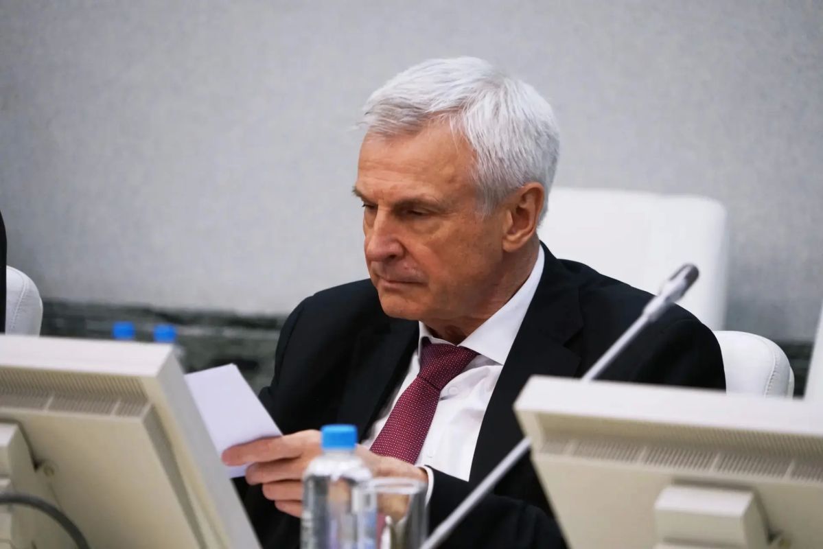 Юрий Трутнев: Привлечение инвестиций останется приоритетом в развитии Дальнего Востока Юрий Трутнев: Привлечение инвестиций останется приоритетом в развитии Дальнего Востока