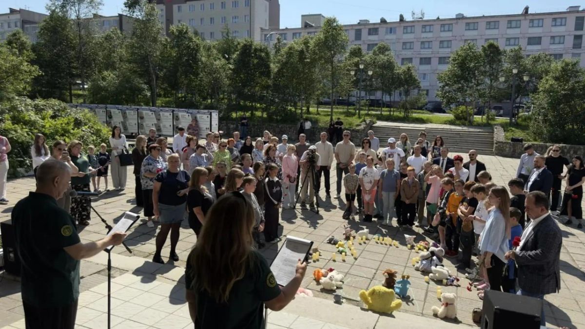 В Магадане прошла акция-реквием «Белые ангелы»