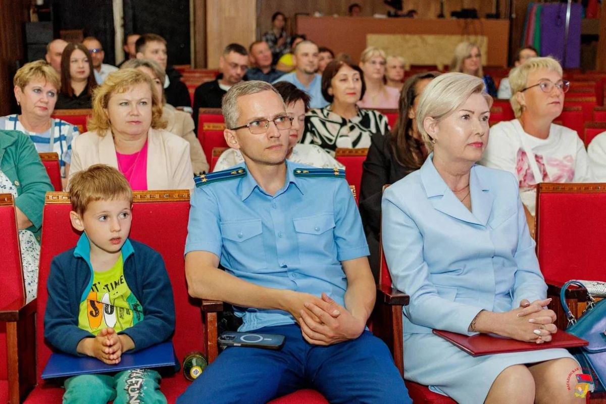 Лариса Поликанова: 26 июля 1991 года зарегистрировано государственное предприятие «Аэропорт Магадан» Лариса Поликанова: 26 июля 1991 года зарегистрировано государственное предприятие «Аэропорт Магадан»