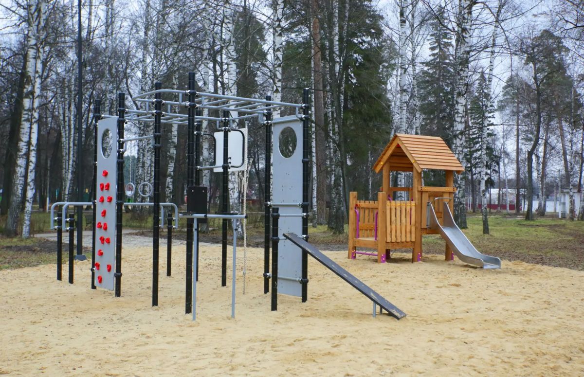Более 10,5 тыс. парков обновили в России с 2017 года Более 10,5 тыс. парков обновили в России с 2017 года