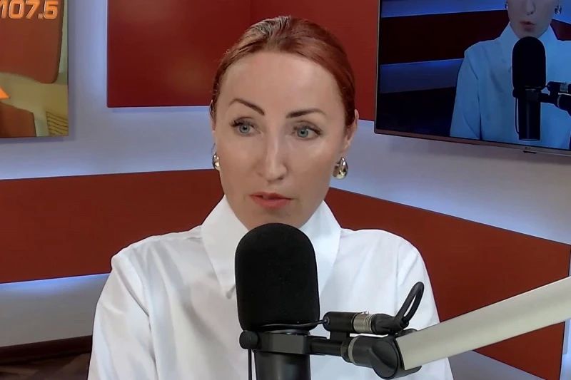 В прямом теле- радиоэфире медиахолдинга «Колыма Плюс» полицейские и общественники рассказали о правилах детской безопасности на дороге В прямом теле- радиоэфире медиахолдинга «Колыма Плюс» полицейские и общественники рассказали о правилах детской безопасности на дороге