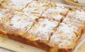 Яблочный заливной пирог с орехами: нежный десерт, который соберет за столом всех любителей сладостей