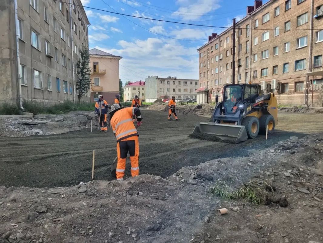 В Сусумане создают общественную территорию «Золотое сердце Севера» В Сусумане создают общественную территорию «Золотое сердце Севера»