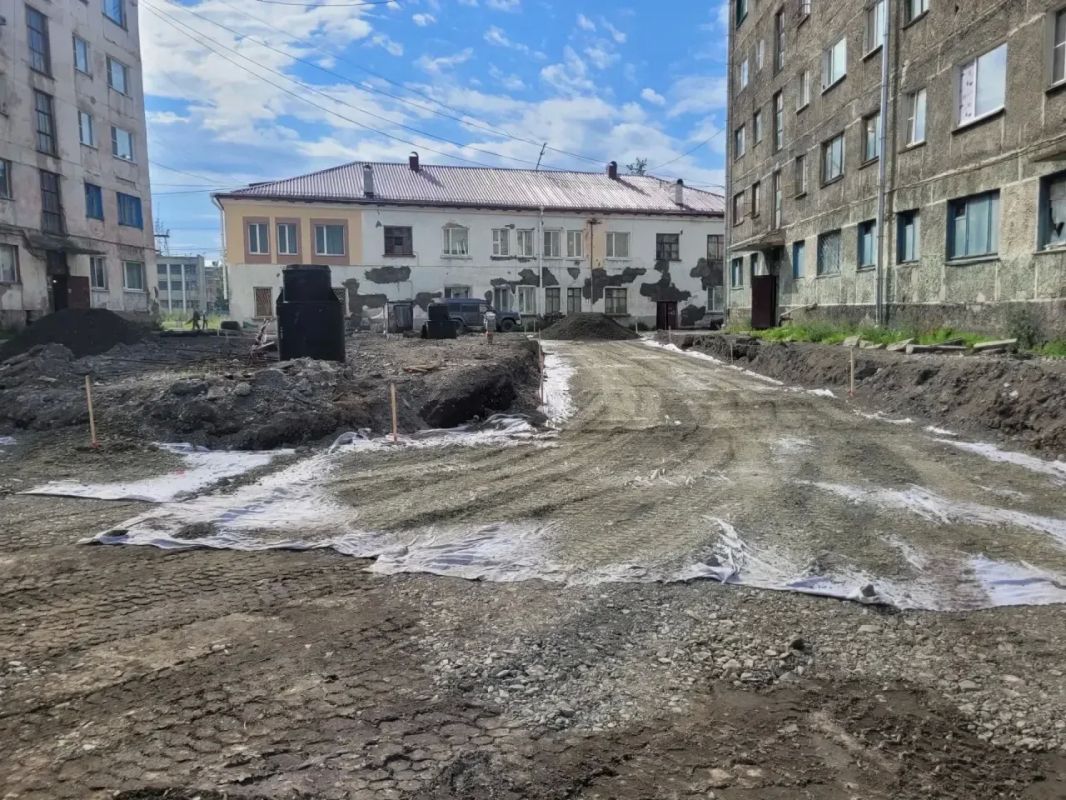 В Сусумане создают общественную территорию «Золотое сердце Севера» В Сусумане создают общественную территорию «Золотое сердце Севера»