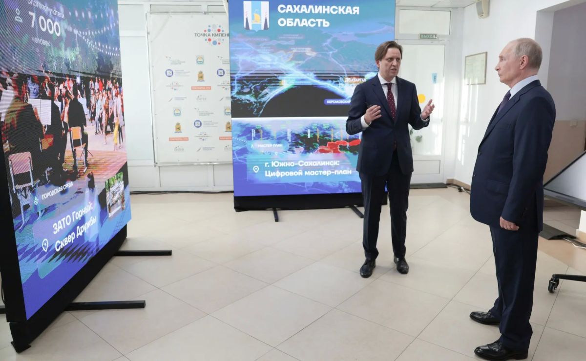 Александр Панин представил Президенту выставку об эффектах развития городской среды Александр Панин представил Президенту выставку об эффектах развития городской среды