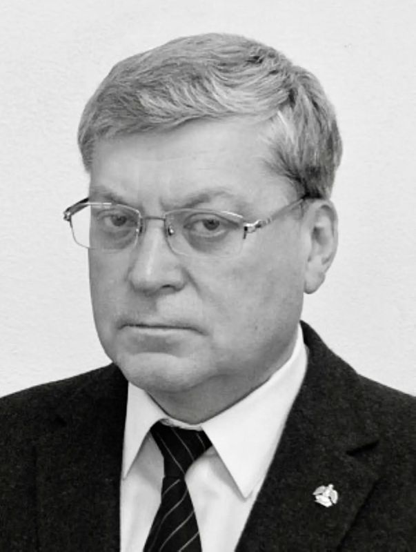 Сергей Носов: Ушел из жизни Почетный гражданин Магаданской области, Народный художник РФ, академик Российской академии художеств Константин Борисович Кузьминых