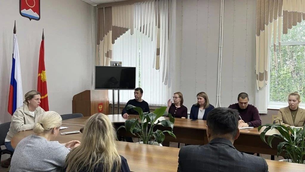 Министр природных ресурсов и экологии Магаданской области Наталья Морозова завершила рабочую поездку в Тенькинский городской округ