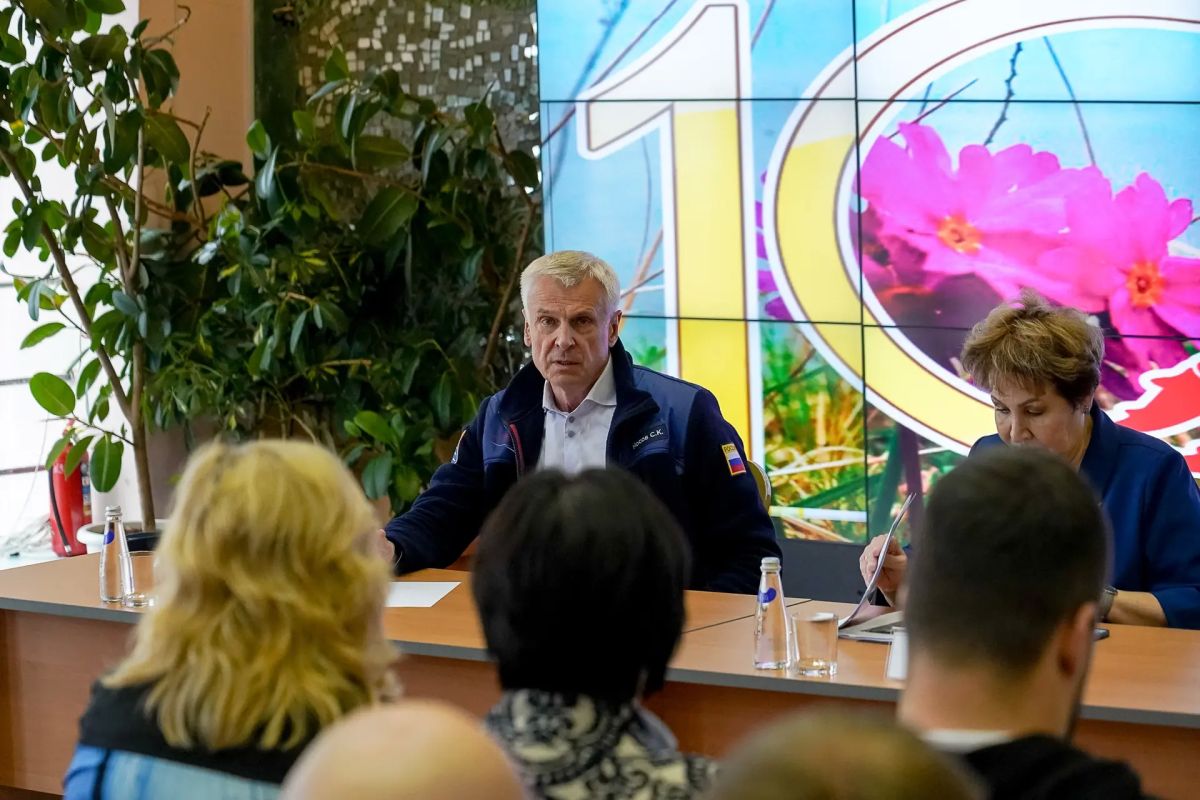 Сергей Носов: Новый парк «Молодежный» — достойный подарок к юбилею Ольского округа Сергей Носов: Новый парк «Молодежный» — достойный подарок к юбилею Ольского округа