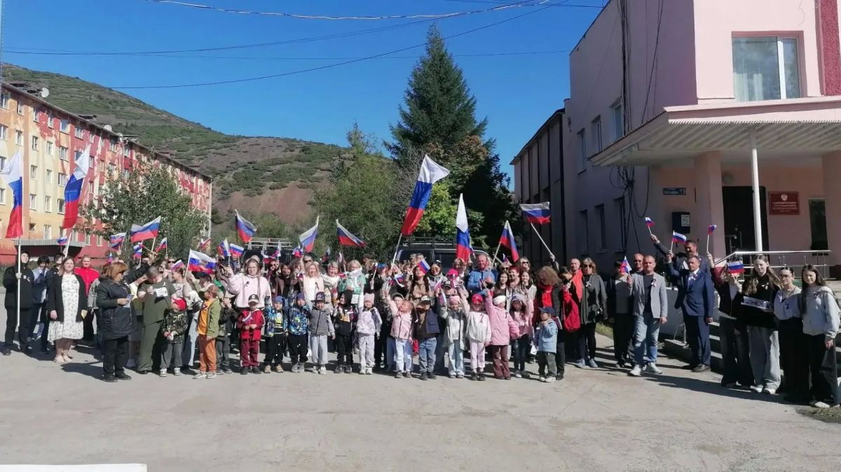 Как Колыма отметила День флага Как Колыма отметила День флага
