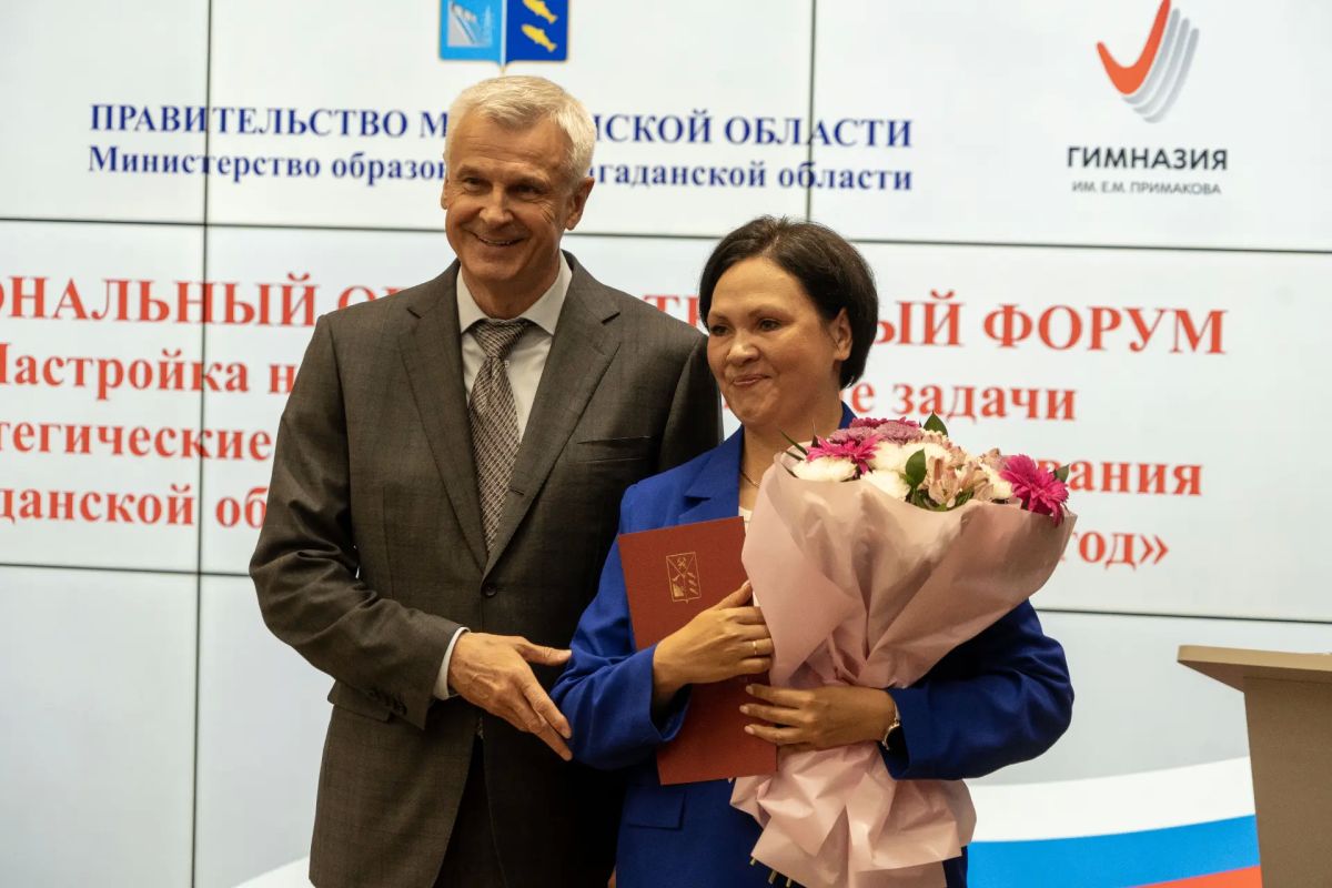 Сергей Носов ответил на вопросы сотрудников сферы образования в формате открытого диалога Сергей Носов ответил на вопросы сотрудников сферы образования в формате открытого диалога