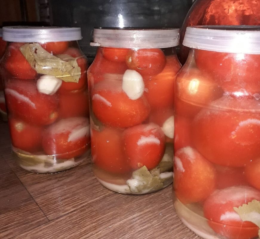 Невероятные помидоры «бочковые» без уксуса под капроновой крышкой