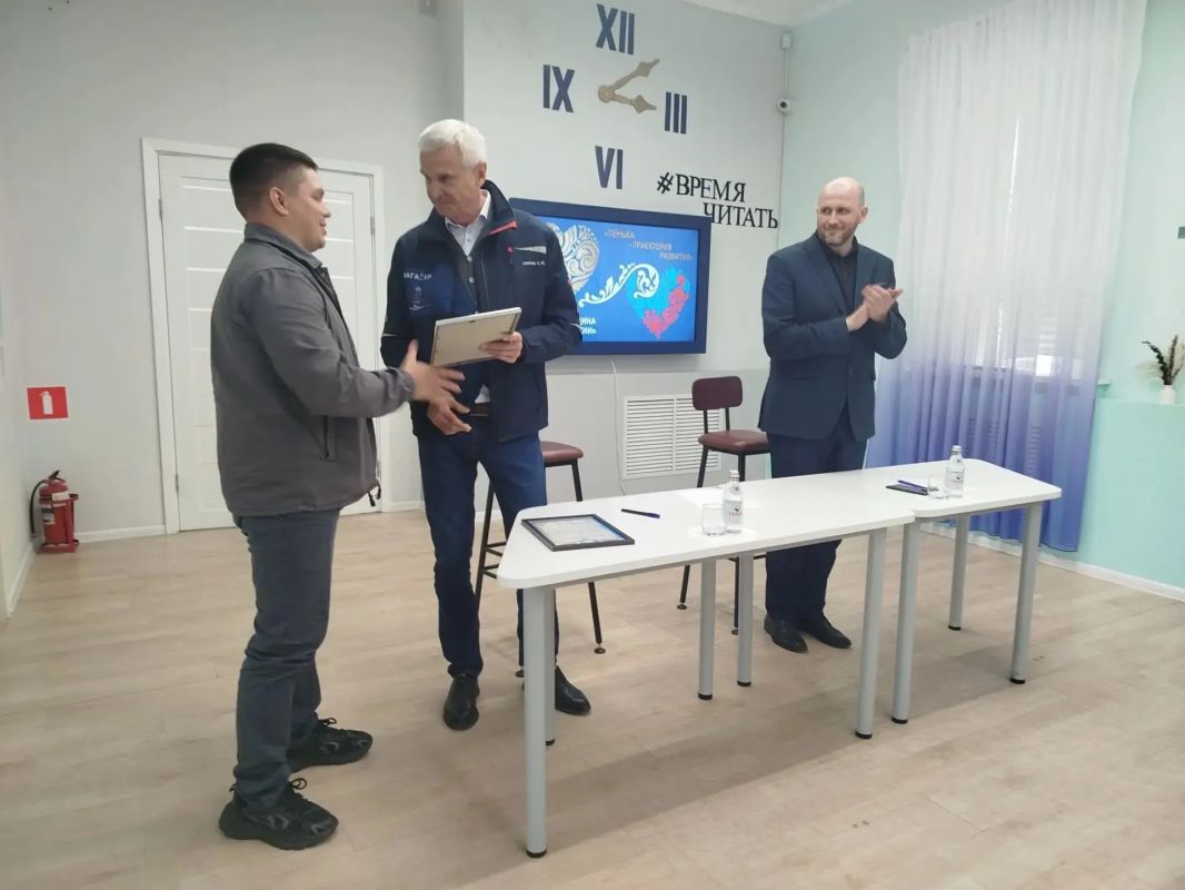 Сергей Носов поблагодарил колымчан за помощь фронту Сергей Носов поблагодарил колымчан за помощь фронту