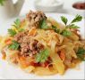 Ароматная тушеная капуста с картофелем и фаршем для домашнего ужина