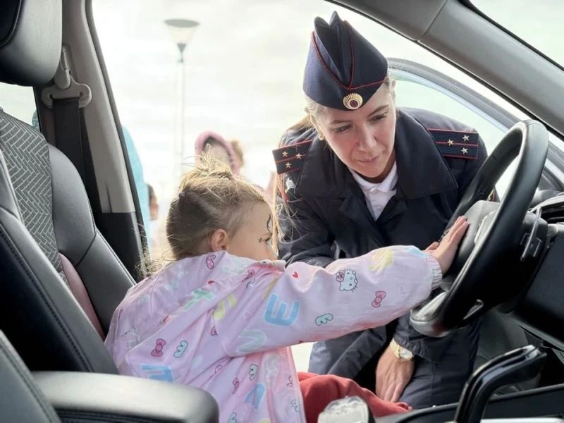 Вместо скучных профилактических бесед с полицейскими — увлекательные активности и полезные знания Вместо скучных профилактических бесед с полицейскими — увлекательные активности и полезные знания
