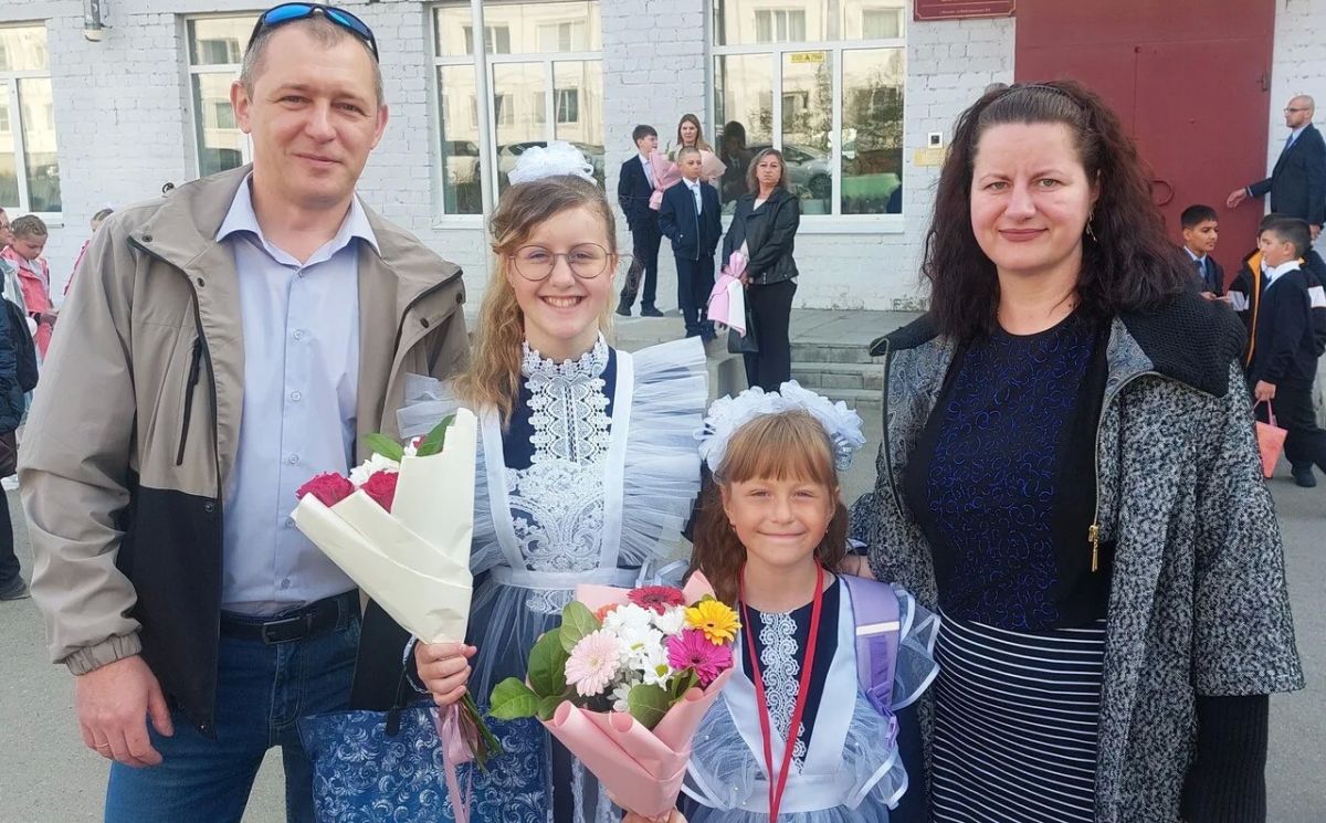 Школы Магадана торжественно встретили День знаний Школы Магадана торжественно встретили День знаний