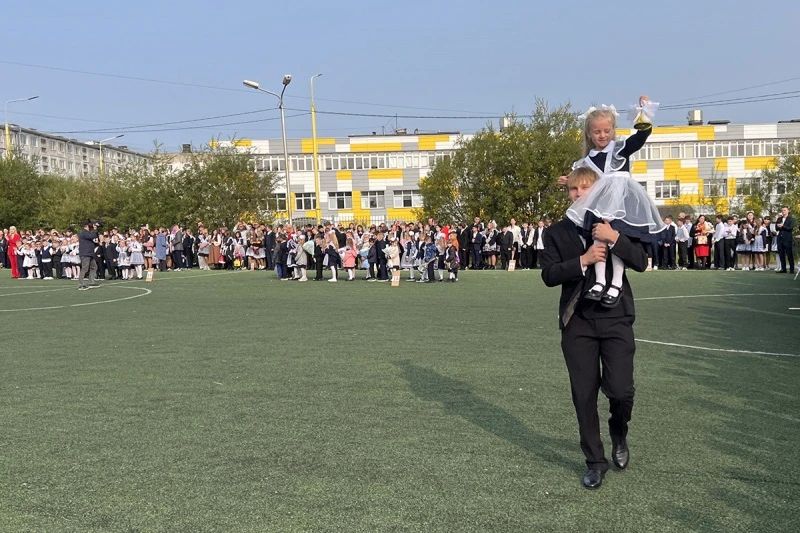 В Магаданской области полицейские обеспечили общественный порядок в День знаний В Магаданской области полицейские обеспечили общественный порядок в День знаний