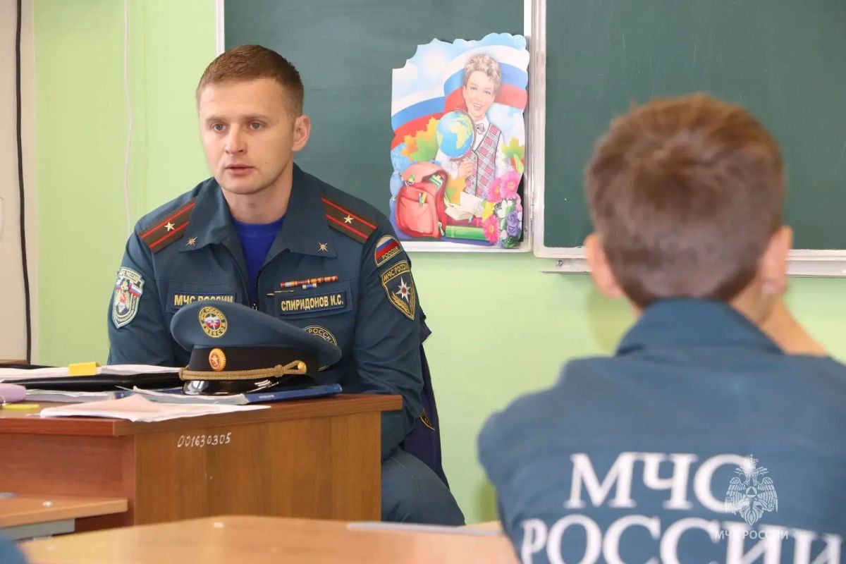 "Тот, кто не знает историю, обречён повторять её ошибки" "Тот, кто не знает историю, обречён повторять её ошибки"