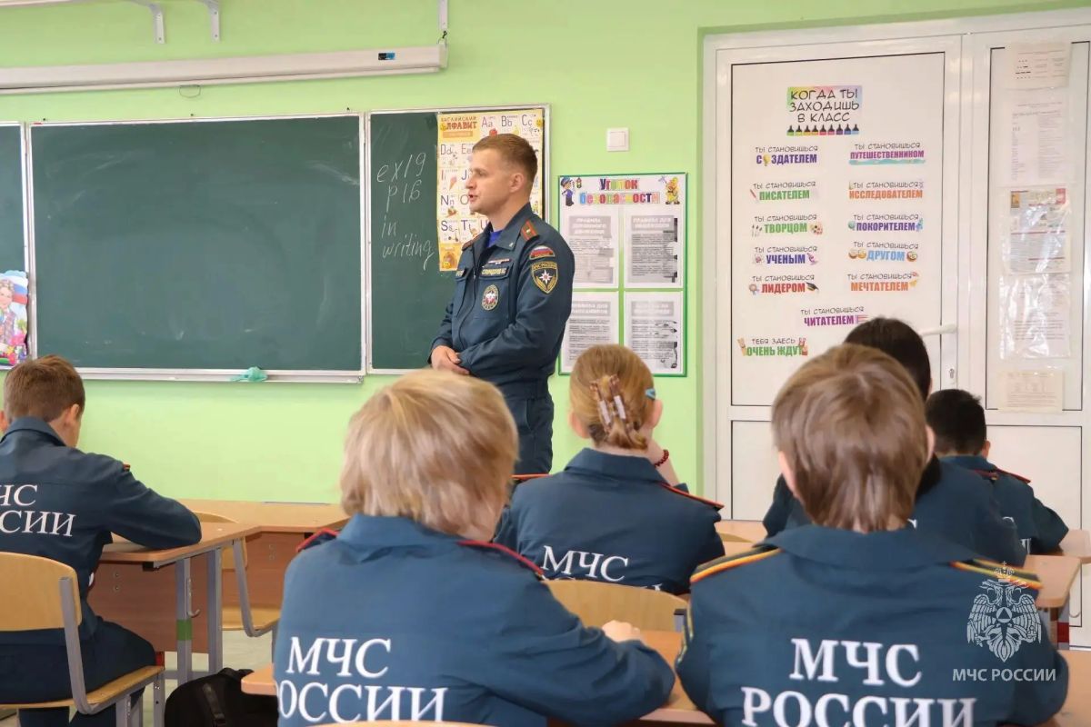 "Тот, кто не знает историю, обречён повторять её ошибки" "Тот, кто не знает историю, обречён повторять её ошибки"
