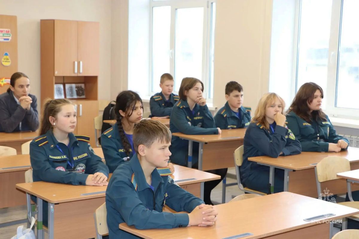 "Тот, кто не знает историю, обречён повторять её ошибки" "Тот, кто не знает историю, обречён повторять её ошибки"