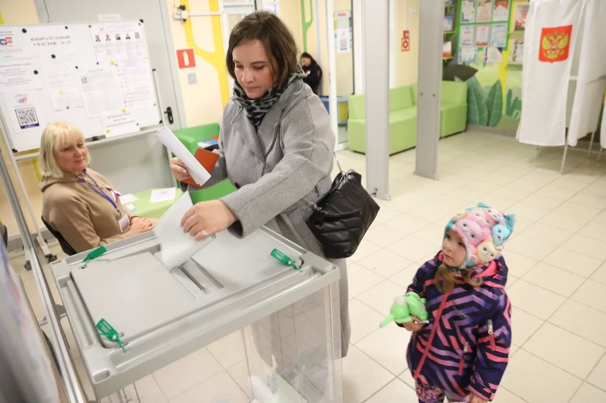 Юные жители Колымы выбирают талисман для Союзмультпарка в день голосования Юные жители Колымы выбирают талисман для Союзмультпарка в день голосования