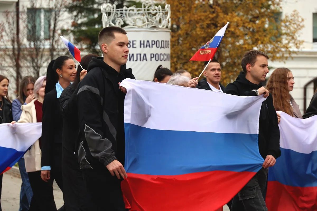 Сегодня стартовало трехдневное голосование на выборах депутатов Государственной Думы Федерального Собрания Российской Федерации девятого созыва. Депутаты Магаданской областной Думы в числе первых посетили избирательные... Сегодня стартовало трехдневное голосование на выборах депутатов Государственной Думы Федерального Собрания Российской Федерации девятого созыва. Депутаты Магаданской областной Думы в числе первых посетили избирательные...