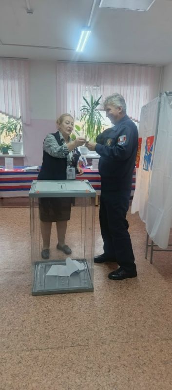 Ход второго дня голосования в своих соцсетях освещают блогеры-наблюдатели Ход второго дня голосования в своих соцсетях освещают блогеры-наблюдатели