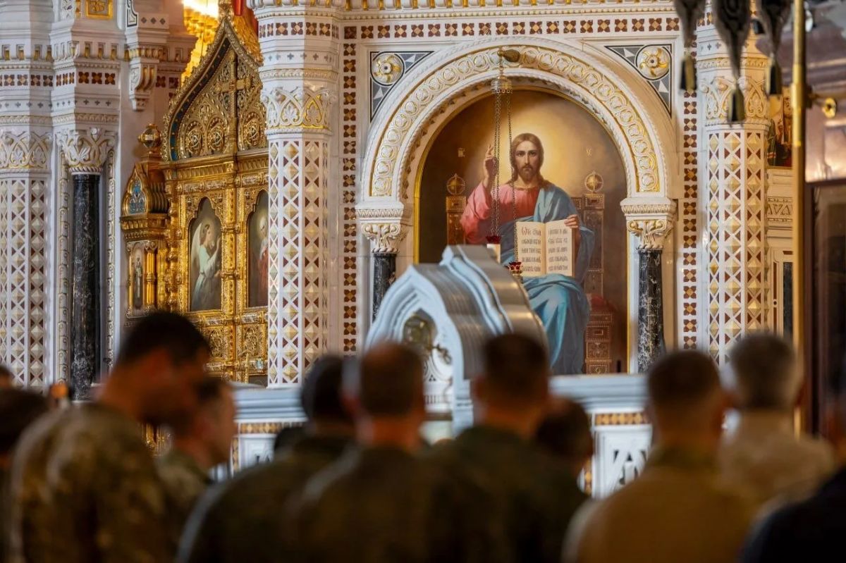 Ветераны СВО приняли участие в молитвенном поклонении мощам святого благоверного князя Дмитрия Донского – покровителя русского воинства Ветераны СВО приняли участие в молитвенном поклонении мощам святого благоверного князя Дмитрия Донского – покровителя русского воинства