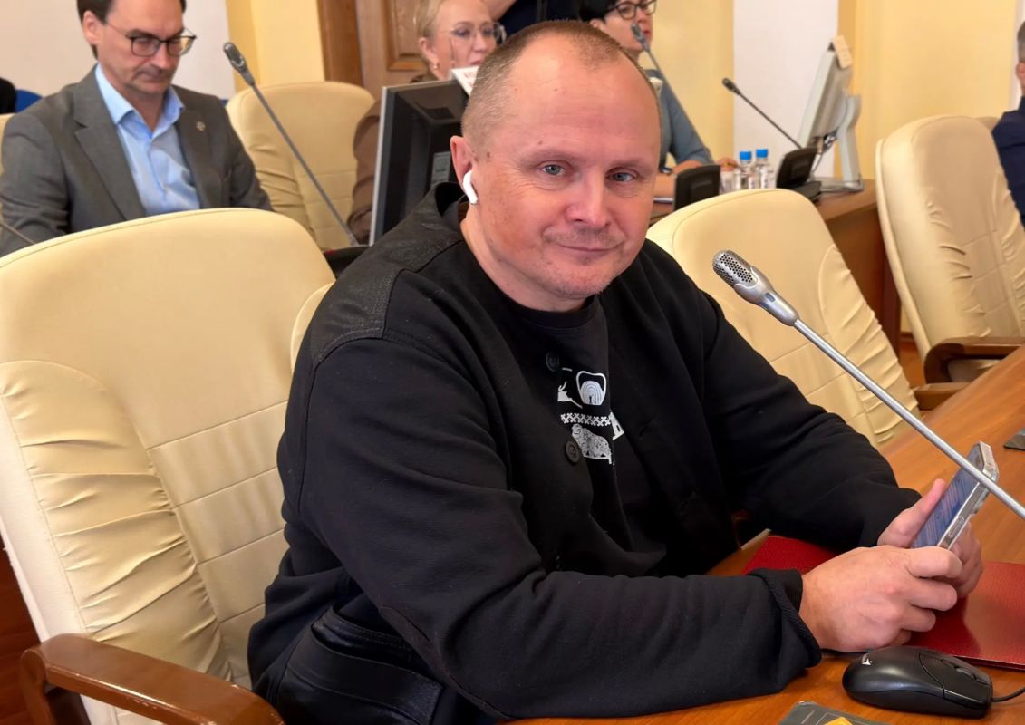 Комиссия по бюджету и вопросам экономического развития рассмотрела изменения в главный финансовый документ Магадана Комиссия по бюджету и вопросам экономического развития рассмотрела изменения в главный финансовый документ Магадана