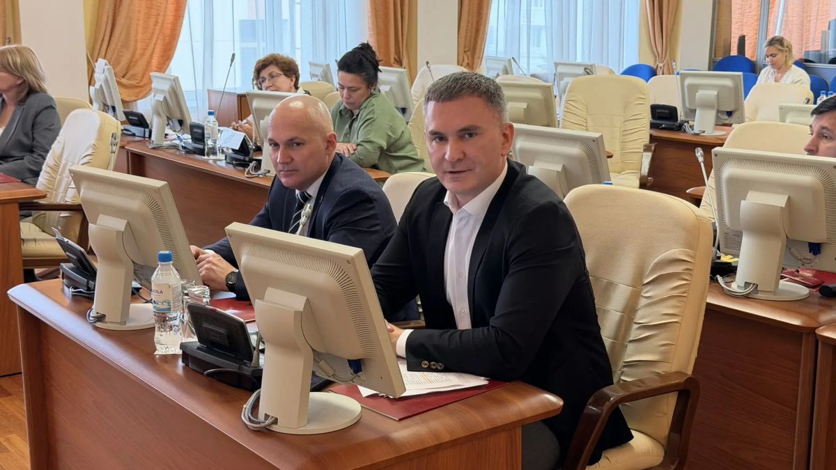 Комиссия по бюджету и вопросам экономического развития рассмотрела изменения в главный финансовый документ Магадана Комиссия по бюджету и вопросам экономического развития рассмотрела изменения в главный финансовый документ Магадана