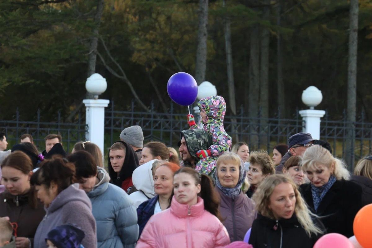 Дни микрорайонов завершились добрым праздником в Городском парке Магадана Дни микрорайонов завершились добрым праздником в Городском парке Магадана