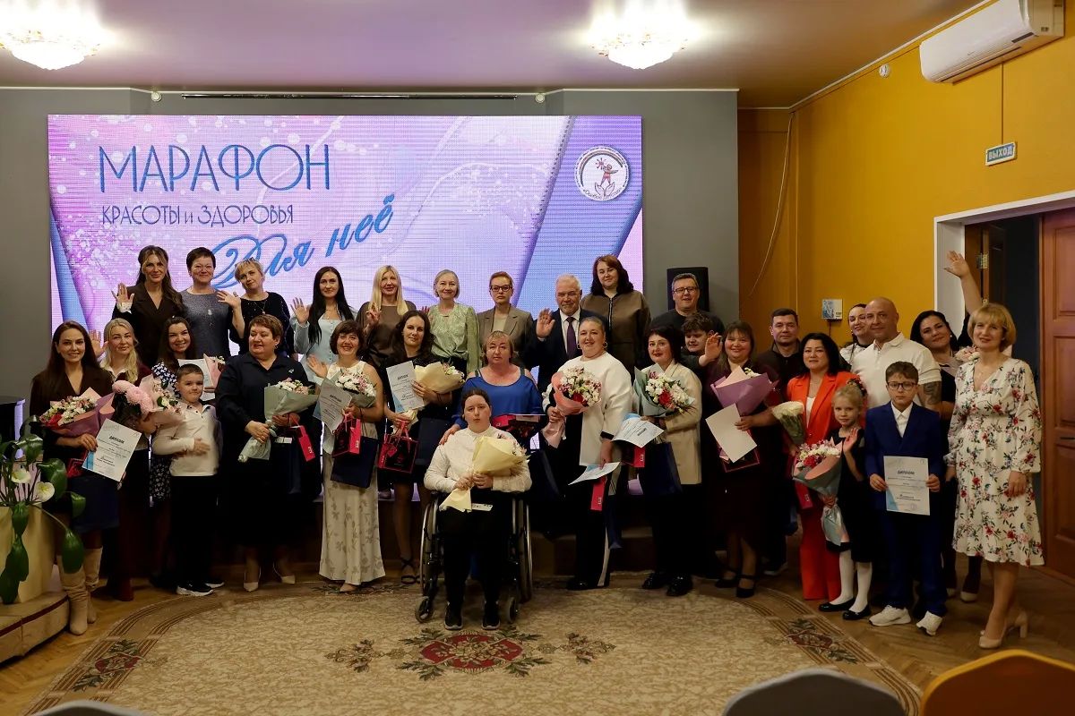 В Магаданской областной универсальной библиотеке имени А.С. Пушкина наградили участниц третьего потока Марафона красоты и здоровья «Для нее» В Магаданской областной универсальной библиотеке имени А.С. Пушкина наградили участниц третьего потока Марафона красоты и здоровья «Для нее»
