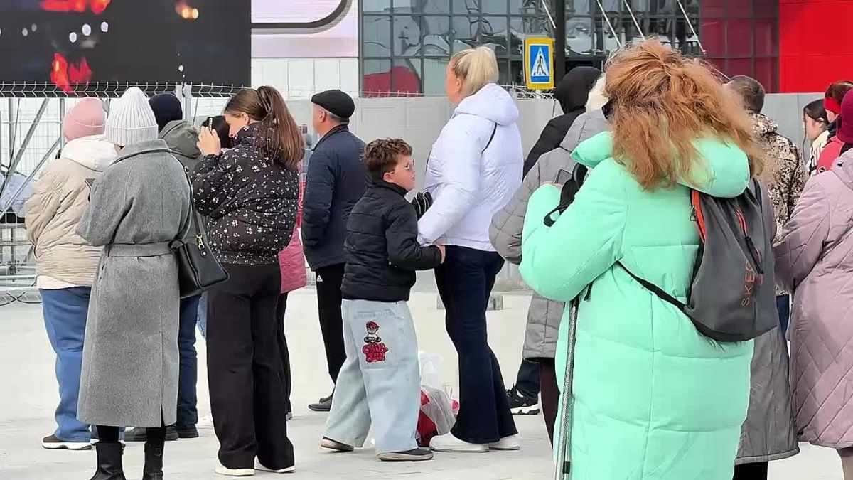 Первый концерт прошел на самой большой сцене в Магаданской области