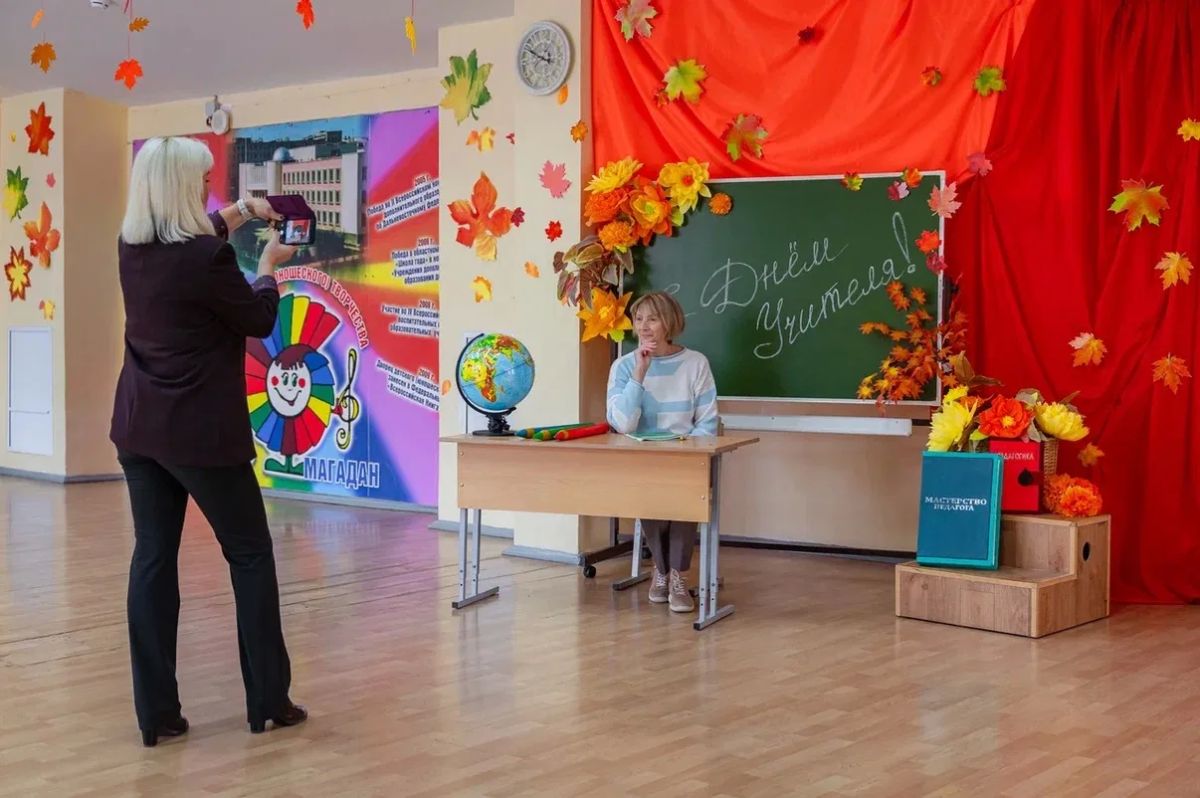 Лариса Поликанова: В этот праздничный день мы с особой благодарностью отметили труд наших педагогов