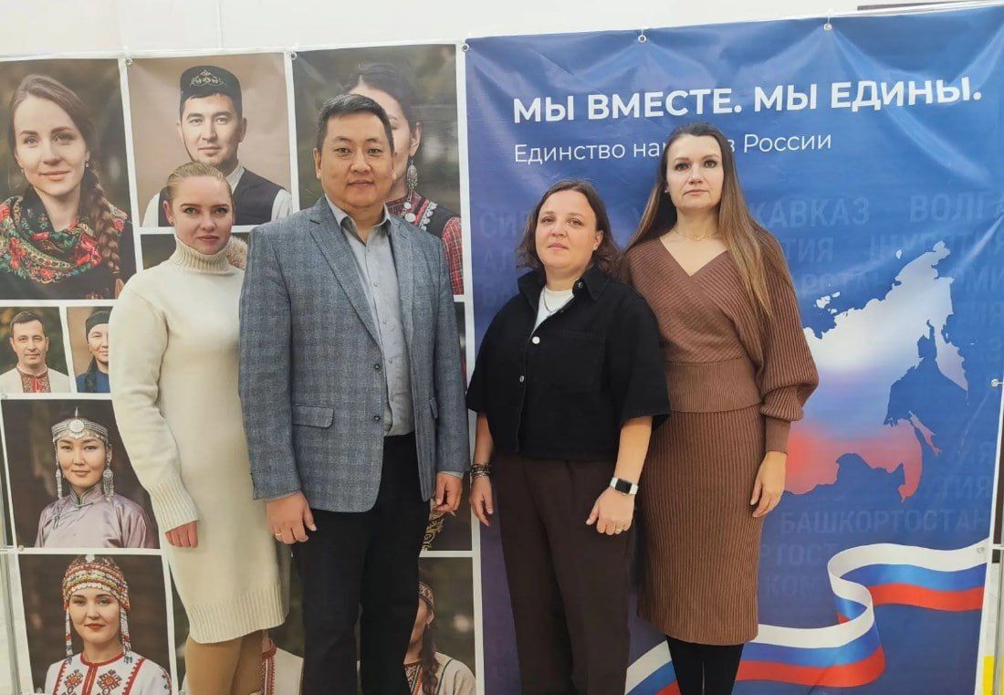 Четыре новых работника культуры осваиваются в поселке Сеймчан на Колыме