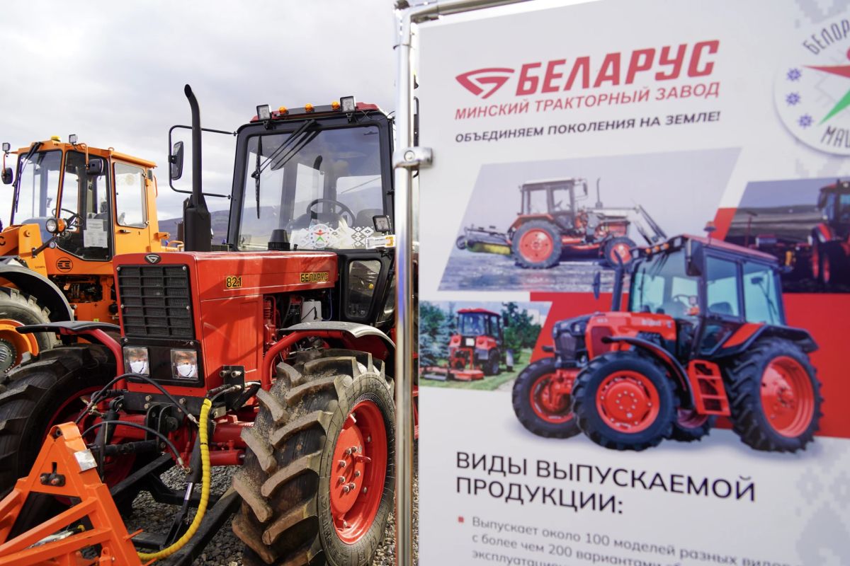 Первый мультибрендовый центр «Белорусские машины» открыли на Колыме Первый мультибрендовый центр «Белорусские машины» открыли на Колыме