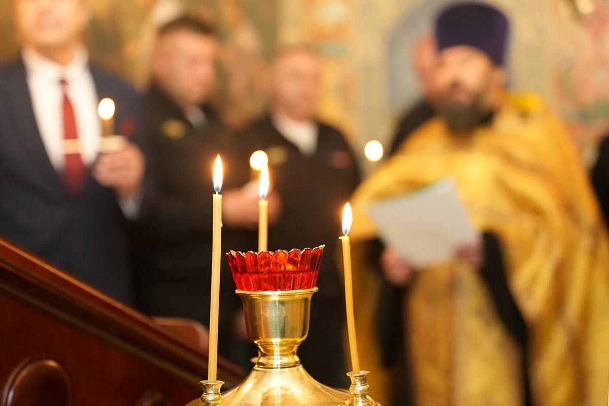 В Магаданской области полицейские приняли участие в торжественном богослужении, посвященном Дню памяти Сергия Радонежского В Магаданской области полицейские приняли участие в торжественном богослужении, посвященном Дню памяти Сергия Радонежского