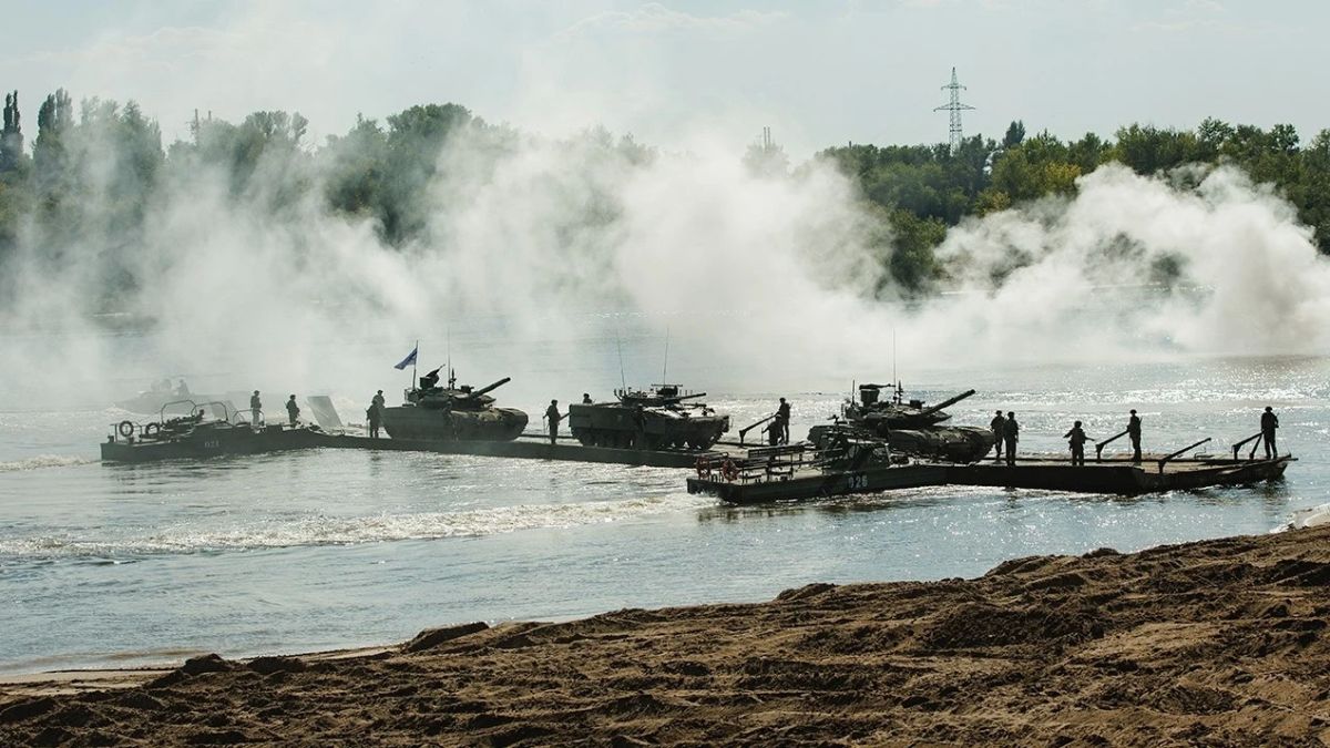Магаданские школьники рассказали о своей дороге к победе на Всероссийском финале военно-патриотической игры «Зарница 2.0» Магаданские школьники рассказали о своей дороге к победе на Всероссийском финале военно-патриотической игры «Зарница 2.0»