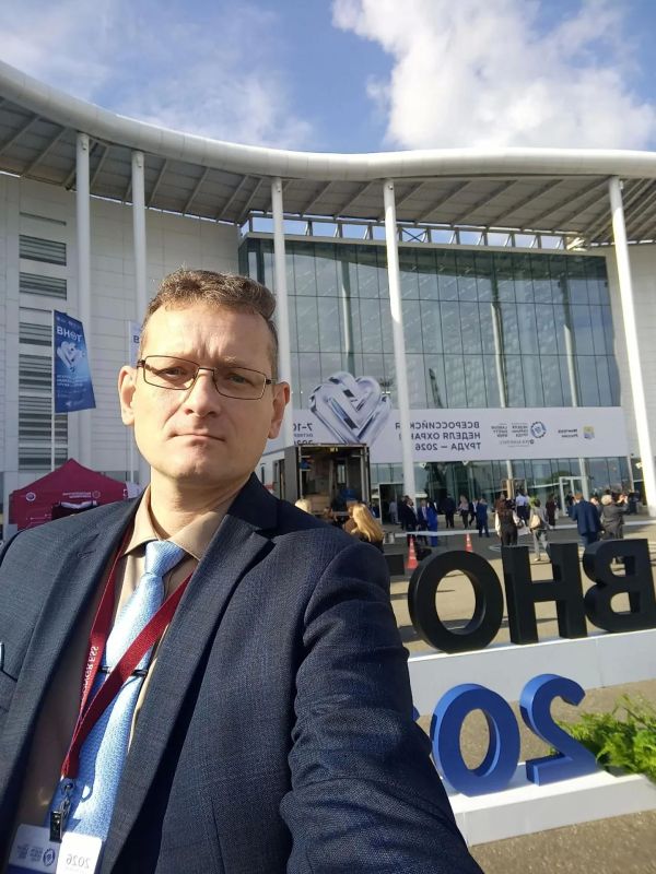 В Сочи на Всероссийской неделе охраны труда обсудили задачи Кадровых центров «Работа России» и поддержку ветеранов СВО В Сочи на Всероссийской неделе охраны труда обсудили задачи Кадровых центров «Работа России» и поддержку ветеранов СВО