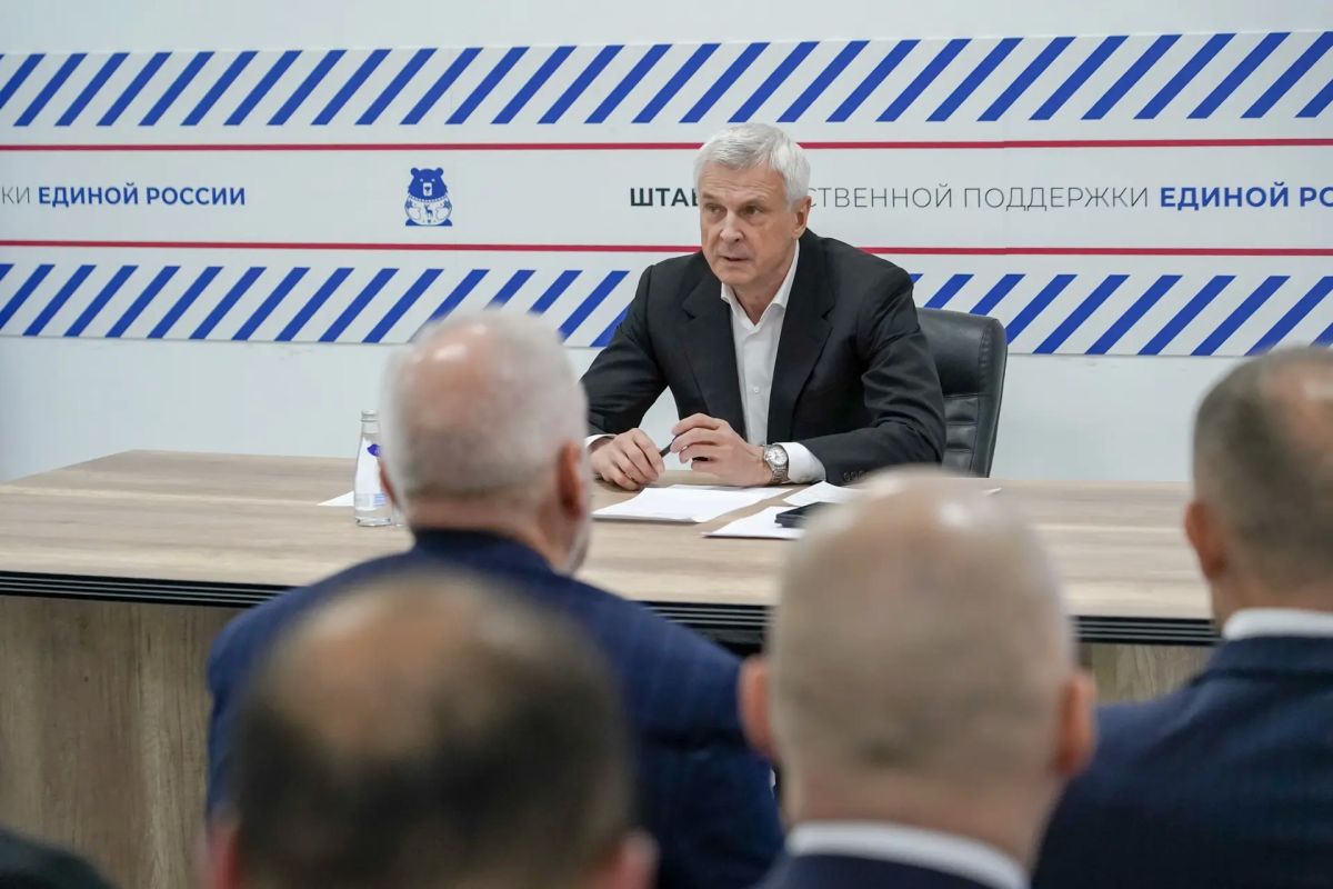Сергей Носов: Провели встречу с депутатами «Единой России» областного заксобрания и городской Думы